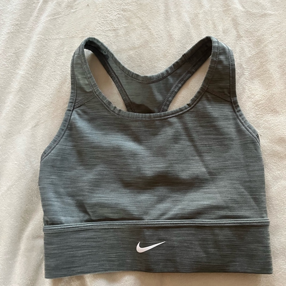 NWOT Nike Women's Sports Bra